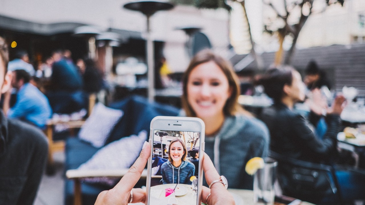 Comment se mettre en valeur sur un site de rencontres ?